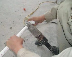 坊子漏水维修电话